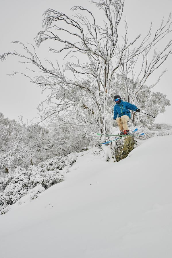Ski Club Of Victoria - Ivor Whittaker Lodge Mount Buller Esterno foto