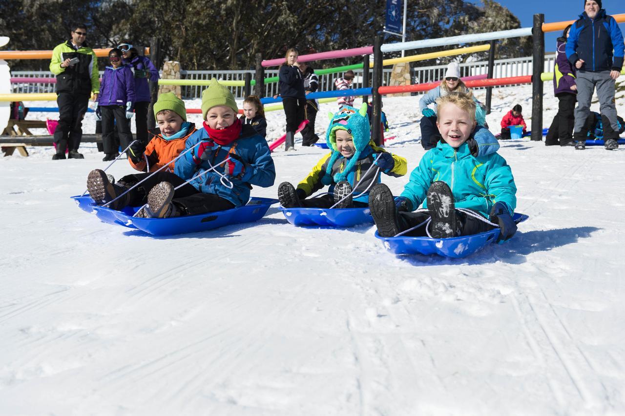 Ski Club Of Victoria - Ivor Whittaker Lodge Mount Buller Esterno foto